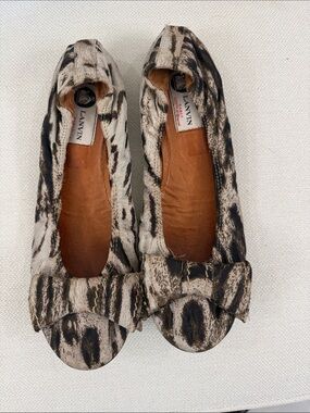 Lanvin Beige and Black Animal-Print Bow Flats